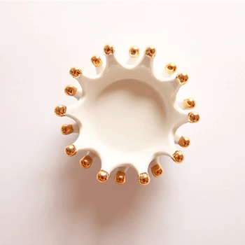 Скандинавска ръчно рисувани Златна Корона форма на бижута тава скандинавски огърлица, пръстен за съхранение на Керамична тава за мини-декоративна чиния десерт
